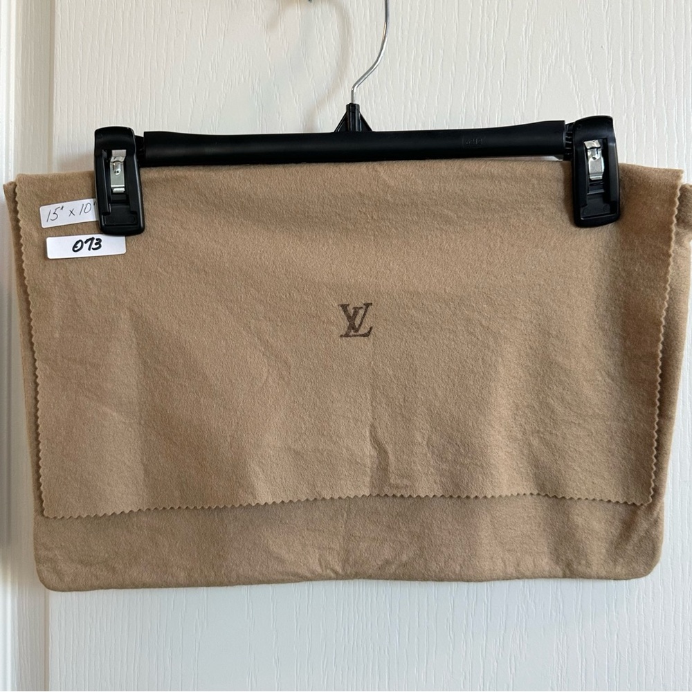 Louis Vuitton Beige Dust Cover with LV Logo 15x10